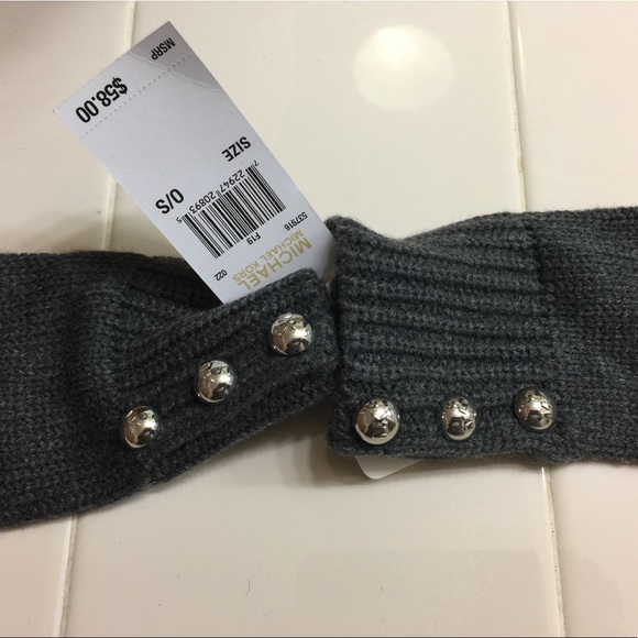 Michael Kors Grey Metal Button Gloves BNWT - Picture 5 of 5